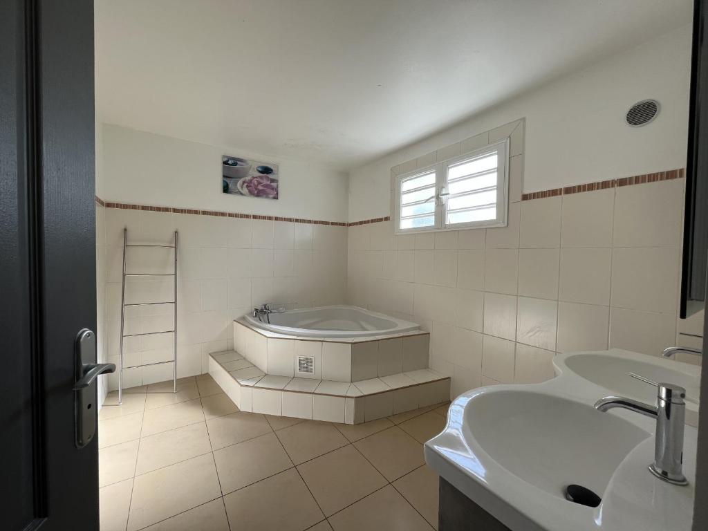 Estudio Independiente Sainte-Anne 134020