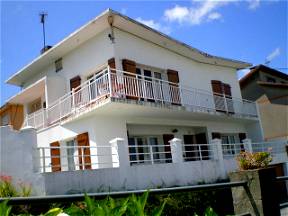 Villa Of 100 M2 For 6 People For Rent In Spain