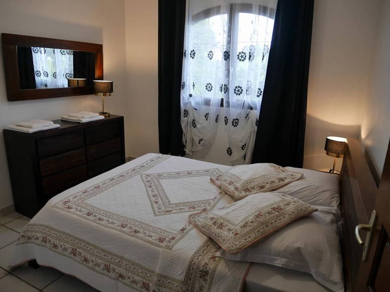 Logement Entier Saint-Benoît 220599-1