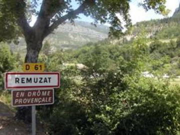 Logement Entier Rémuzat 45357-10