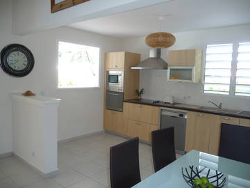 Entire Home Saint-François 97366-7