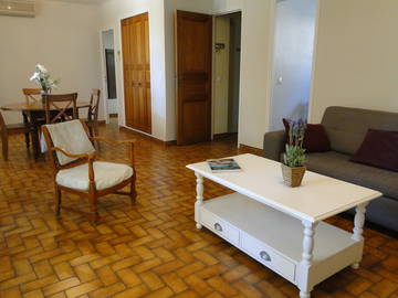 Logement Entier Lorgues 79363-6