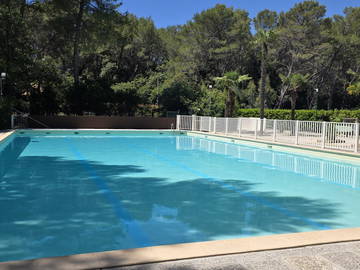 Logement entier à louer à Vallauris - photo 8 : piscine-8