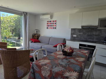 Logement entier à louer à Vallauris - photo 6 : salon-6
