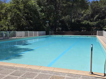 Logement entier à louer à Vallauris - photo 24 : piscine-24