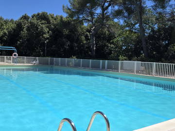 Logement entier à louer à Vallauris - photo 11 : piscine-11