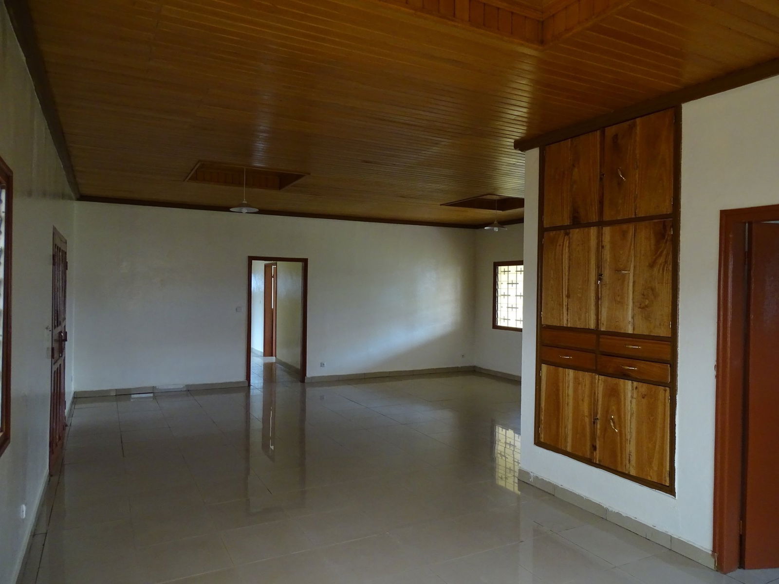 Independent Studio Bangui 229839