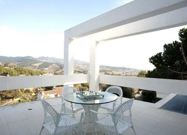 Oberoende Studio Alella 44206
