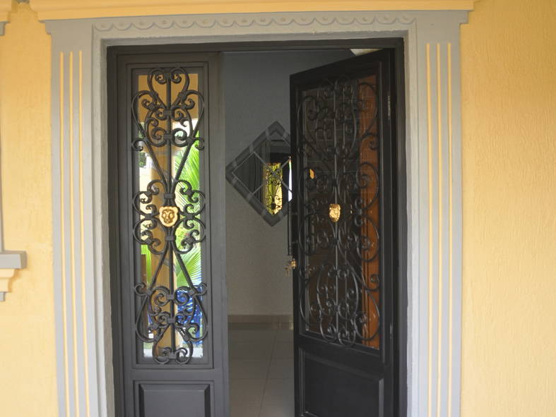 Toda La Casa Agouenyive 107023-3