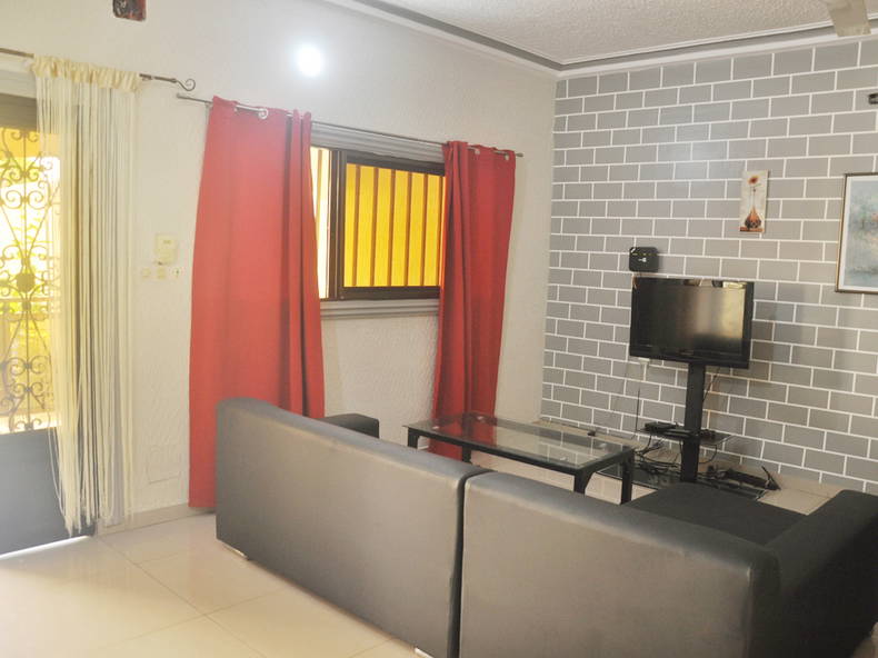 Toda La Casa Agouenyive 107023-5