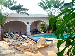 Villa Con Piscina Privada En La Somone Senegal