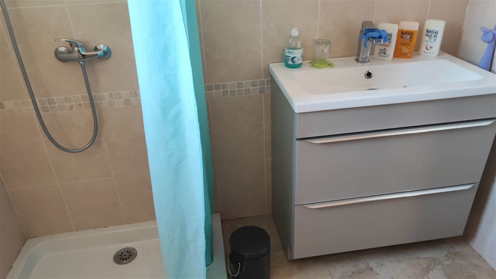 Chambre Chez L'habitant Régusse 258992