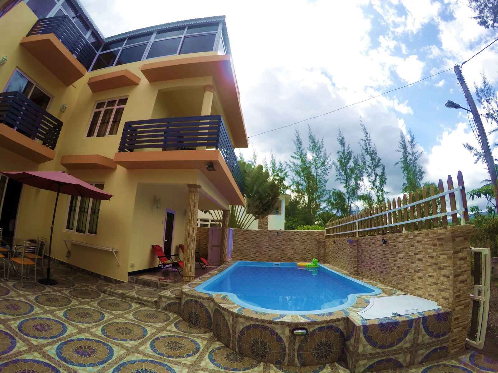 Chambre Chez L'habitant Surinam 202503