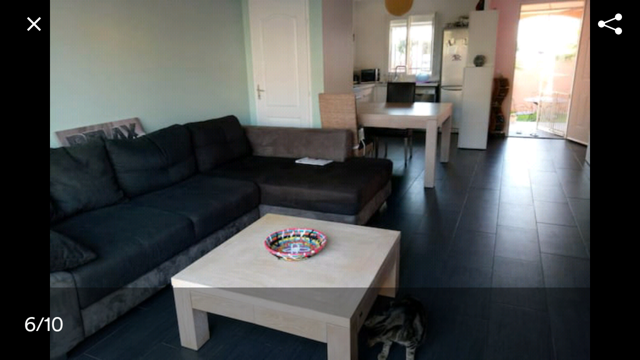 Estudio Independiente Saint-Gilles 202894