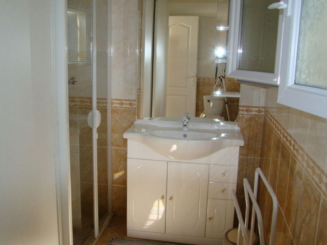 Unabhängiges Studio Fayence 101646