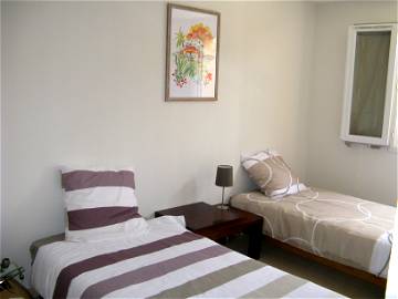 Roomlala | Villa T3 Furnished With Terrace - South Facing Garden