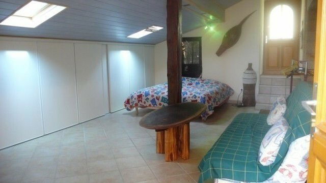 Independent Studio Genestelle 45609