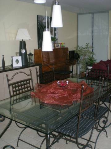 Independent Studio Mondragon 40732
