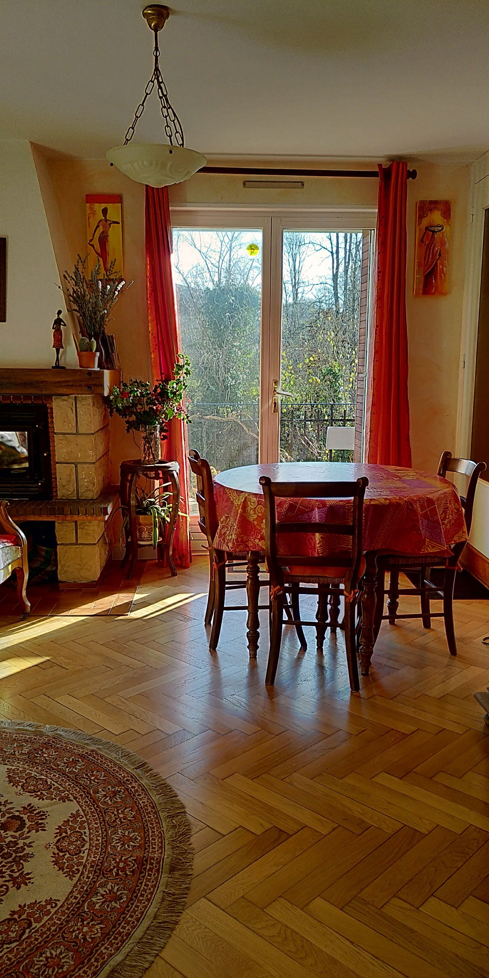 Independent Studio Brénod 246314