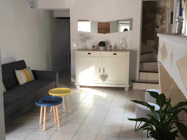 Entire Home Maillane 163490-2