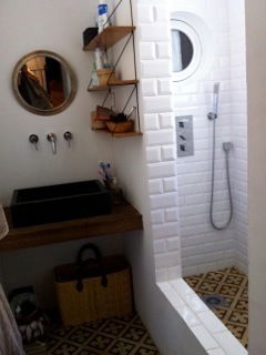 Independent Studio Centuri 72772