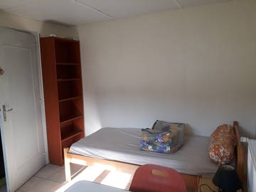 Room For Rent Villars 232700