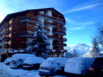 Roomlala | Villars-sur-ollon-magnificent, Furnished Studio With Balcony