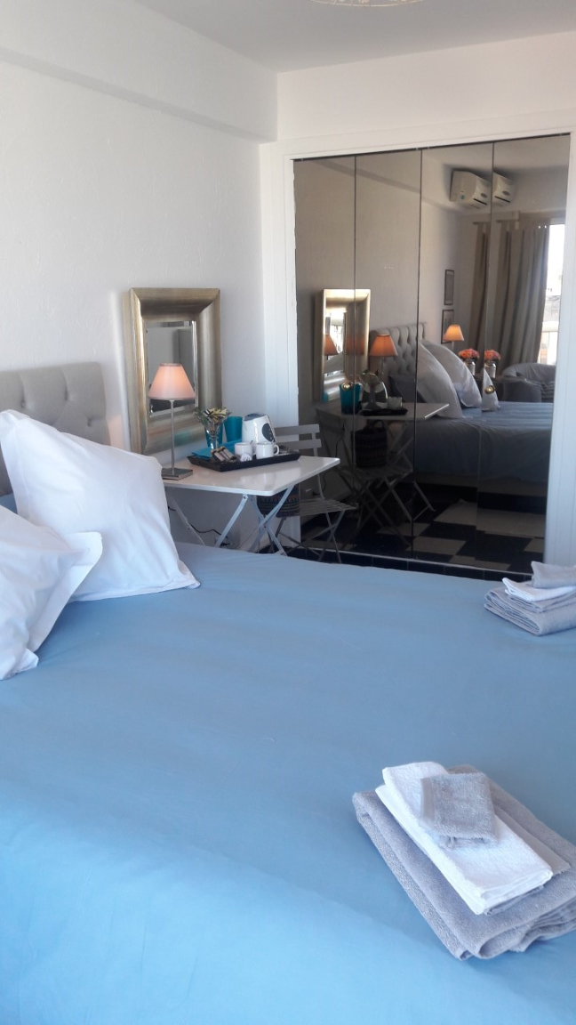 Hospedagem Em Casa De Família Antibes 216670