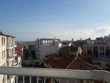 Roomlala | Vista deslumbrante do mar, a 5 minutos a pé da estação de Antibes, adorável Ro