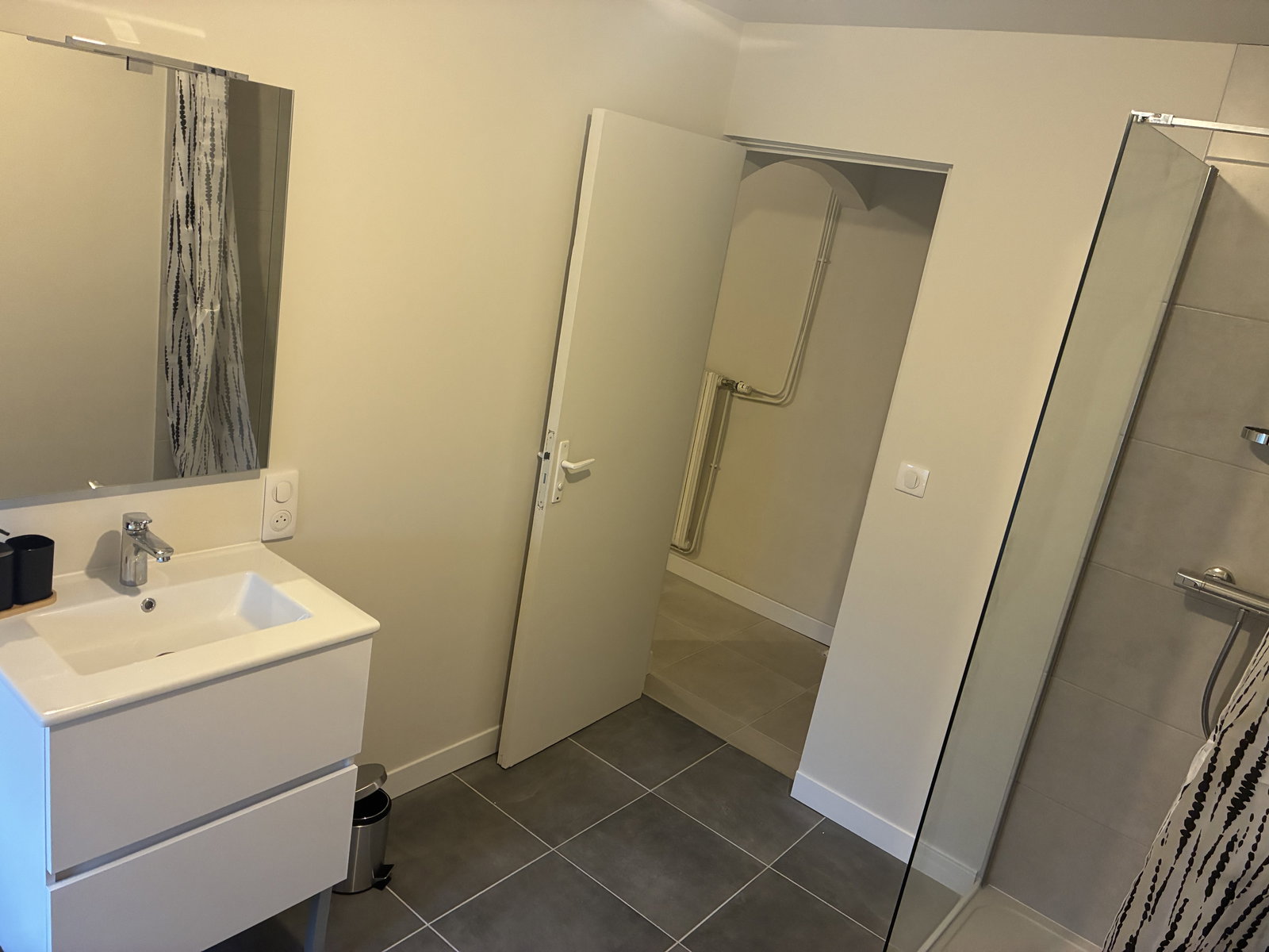 Colocatie Savigny 660551