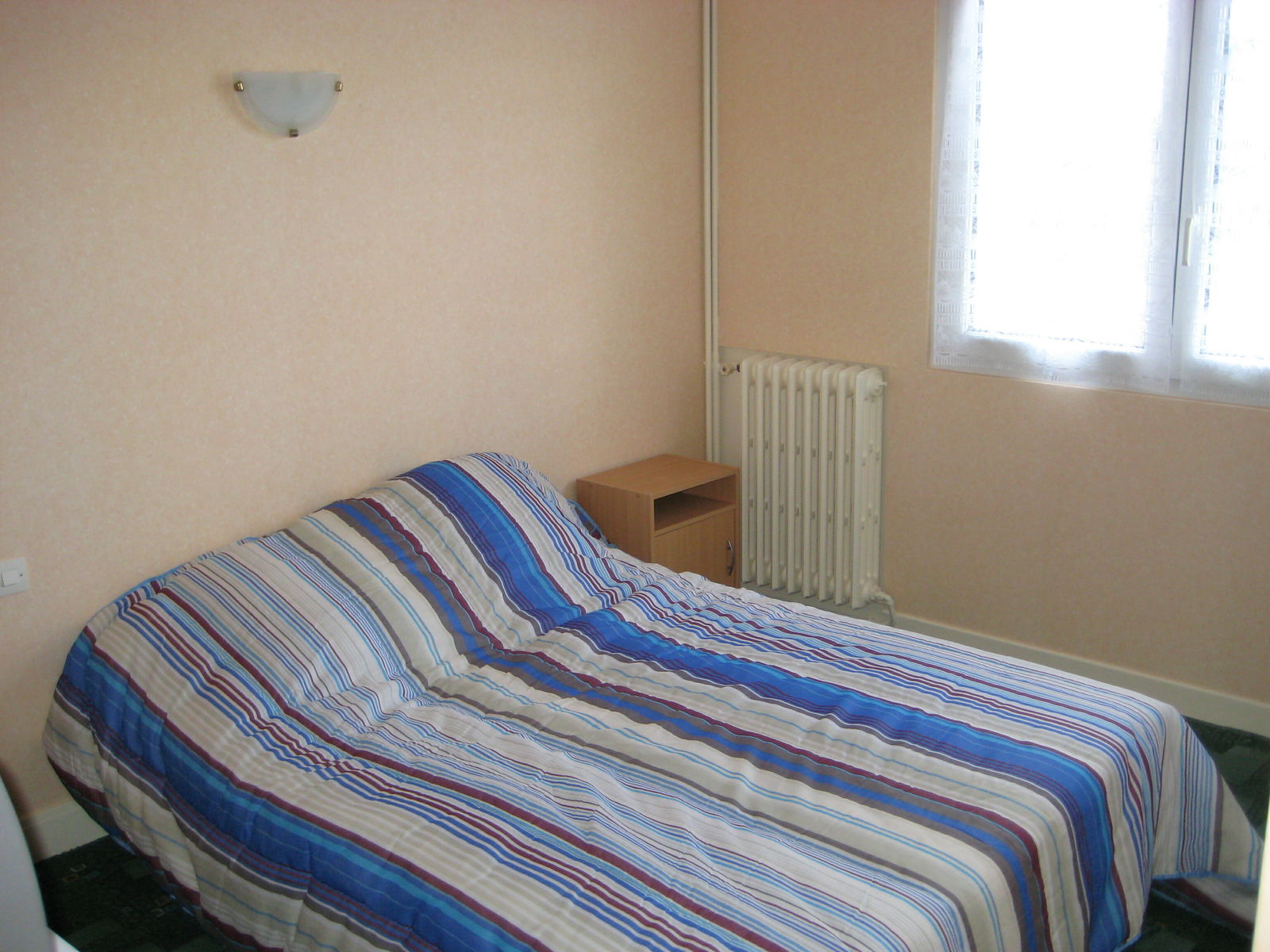 Unabhängiges Studio Châtellerault 87143