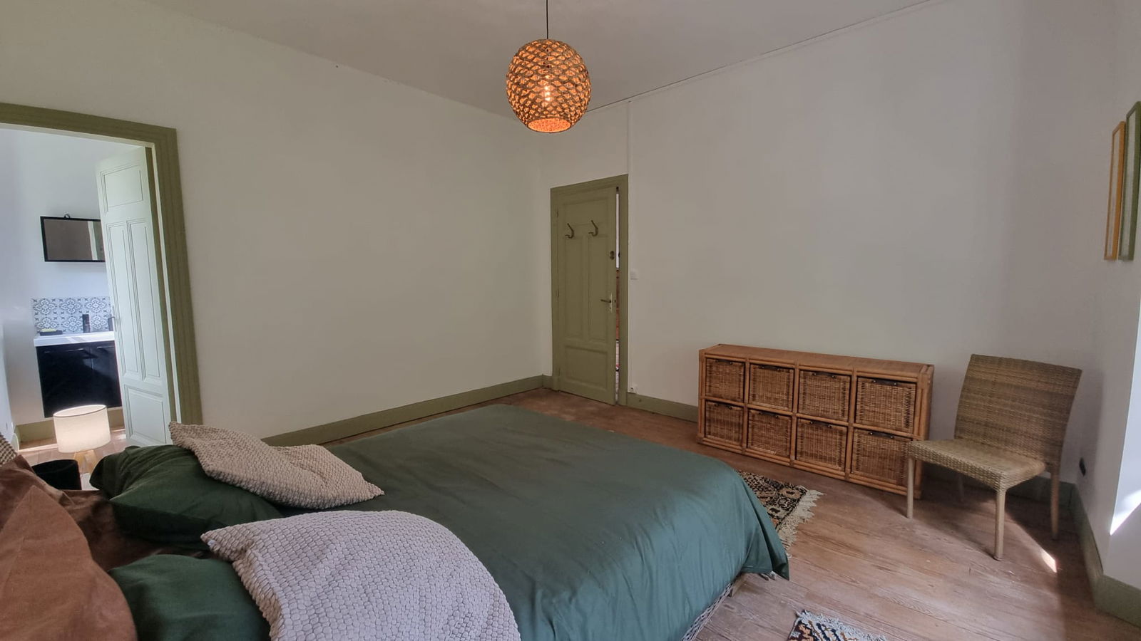 Homestay Bruniquel 566600