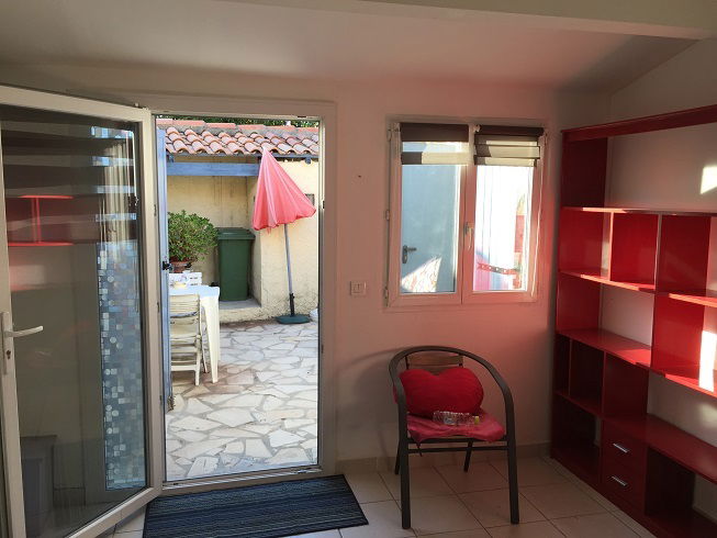 Kotimajoitus Marignane 98239