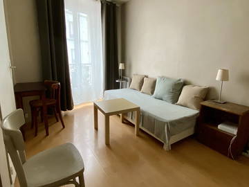 Roomlala | W pełni wyposażone studio 15m2