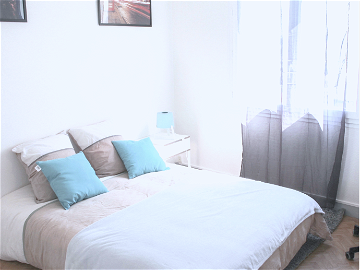 Roomlala | Warm And Bright Room - 12m² - TO6