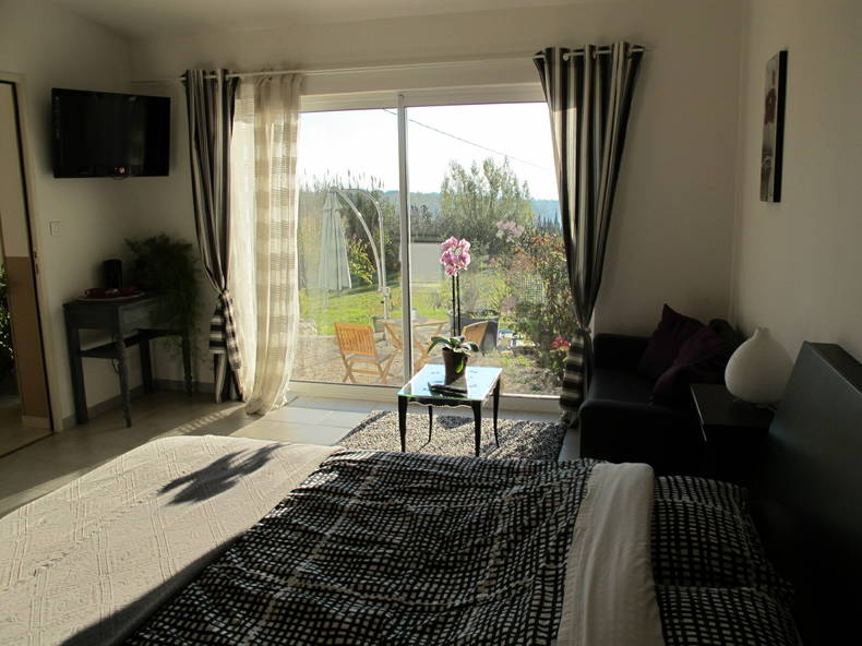 Camere Per Gli Ospiti Flassan 35647-1