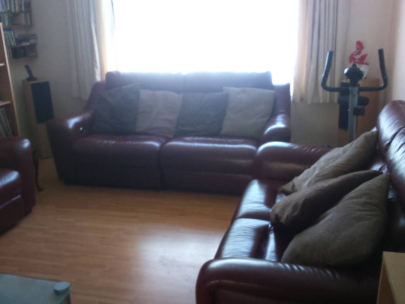 Homestay Enfield 145812-1