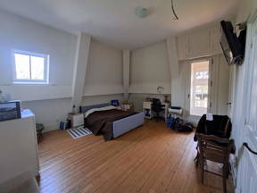 Chambre Ouest - Ecully (69130)