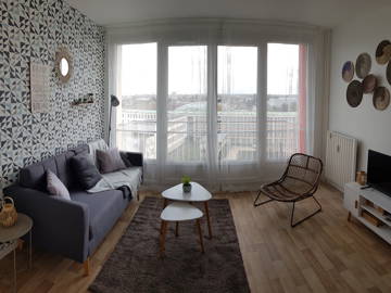 Roomlala | WG Quartier Station All Inclusive