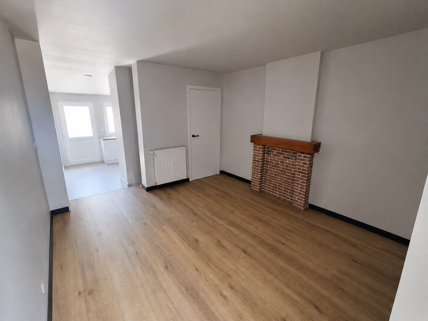 Wohngemeinschaft Charleroi 672328