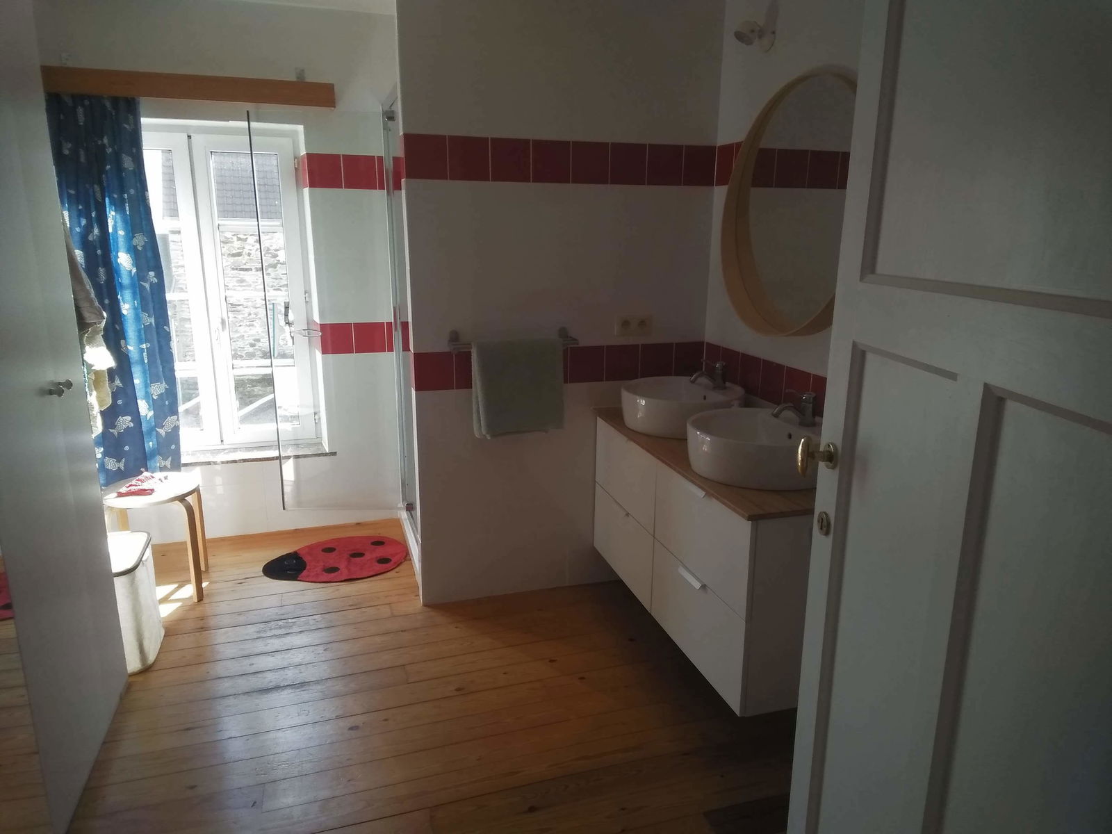 Gastfamilie Court-Saint-Étienne 65034