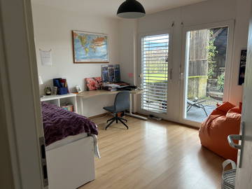 Roomlala | WG-Zimmer in Founex