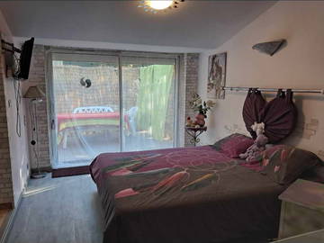 Roomlala | WG-Zimmer in privater Villa