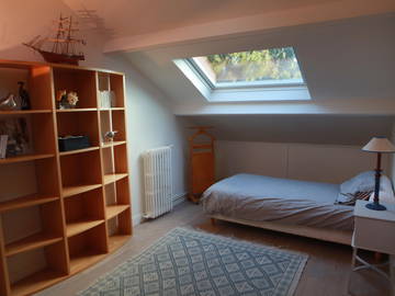 Roomlala | WG-Zimmer, Student, Saint Germain En Laye