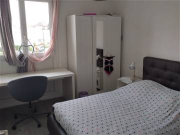 Room For Rent Montsoult 225071-1