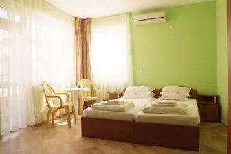 Unabhängiges Studio Pomorie 11282