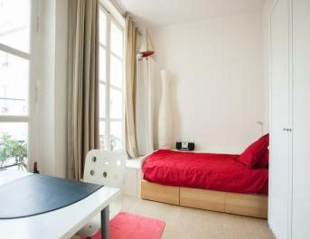 Kolokation Paris 38320