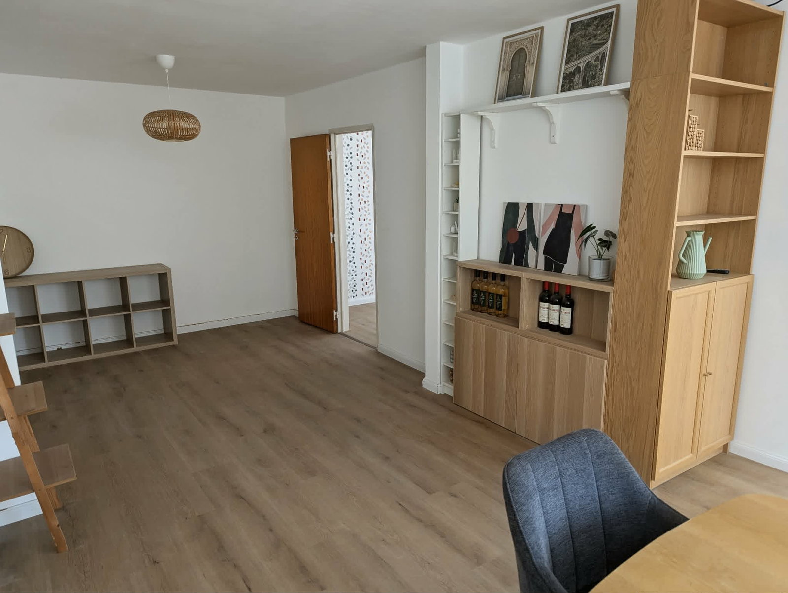 Wohngemeinschaft Charleroi 671799