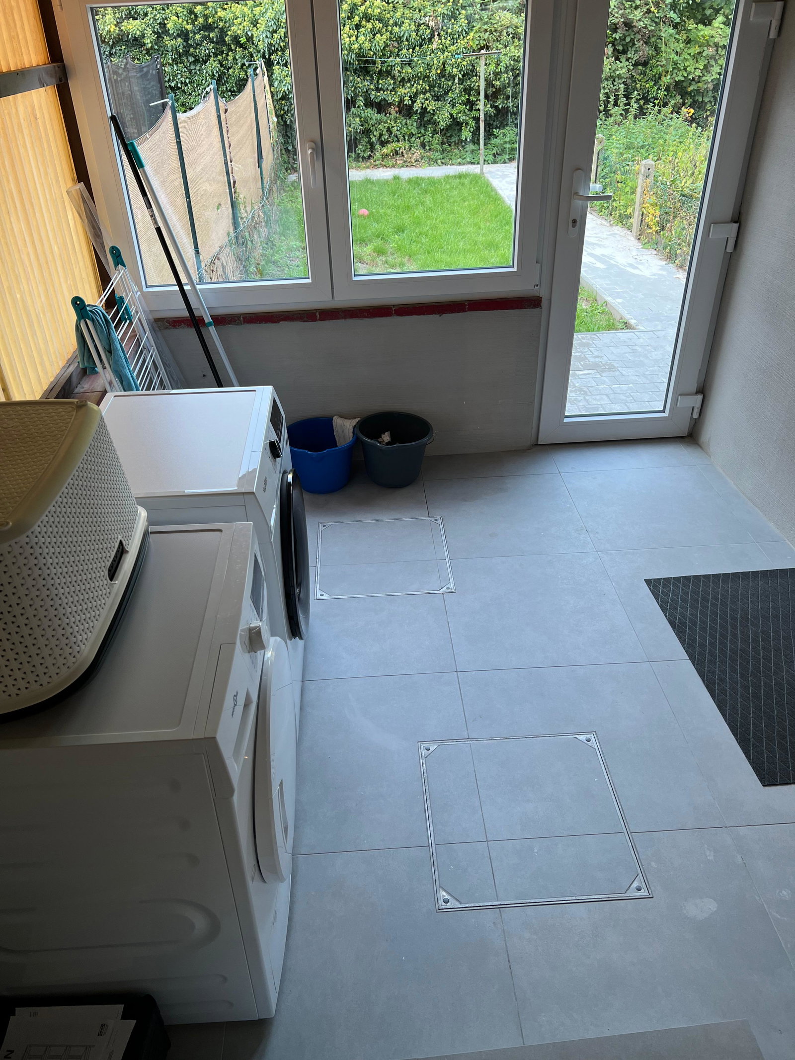 Wohngemeinschaft Charleroi 669662