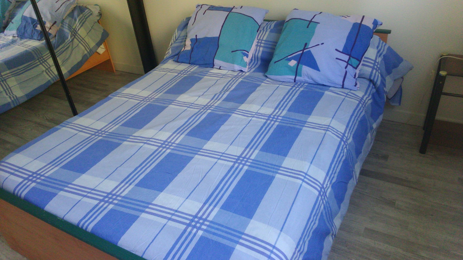 Unabhängiges Studio Rodez 92384